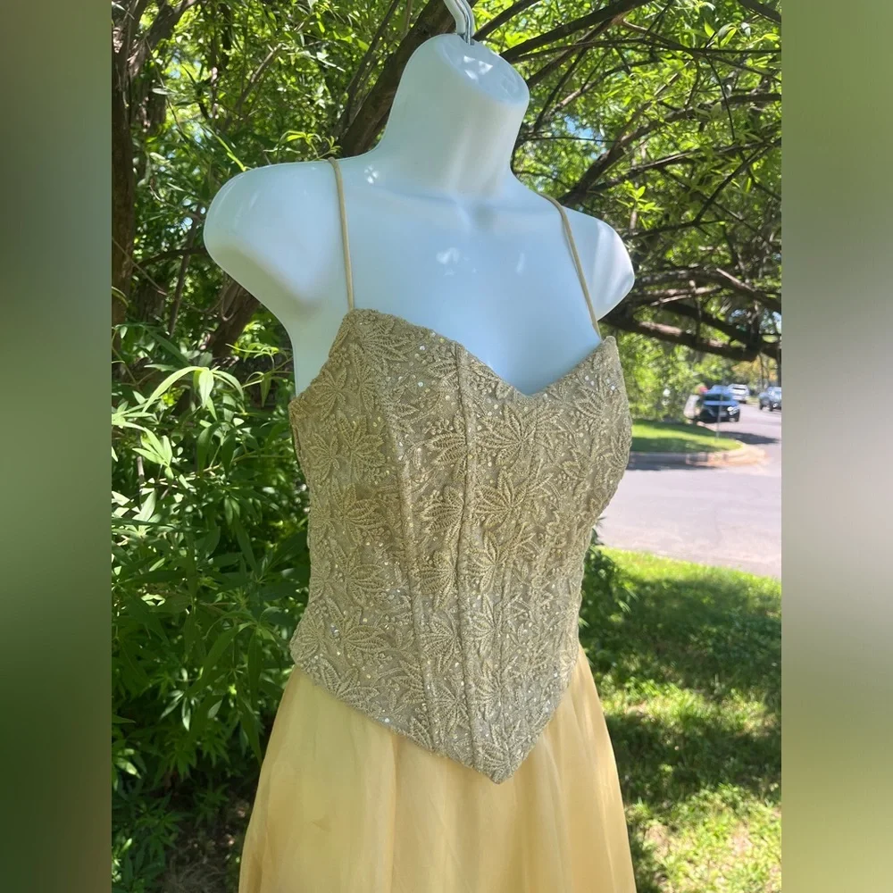 90s golden gown/prom dress size 4 - Picture 12 of 16